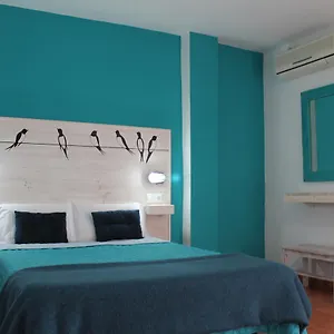 El Pino Hotel